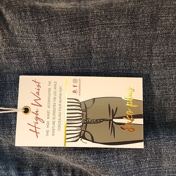 Jeans - Picture 2 of 4